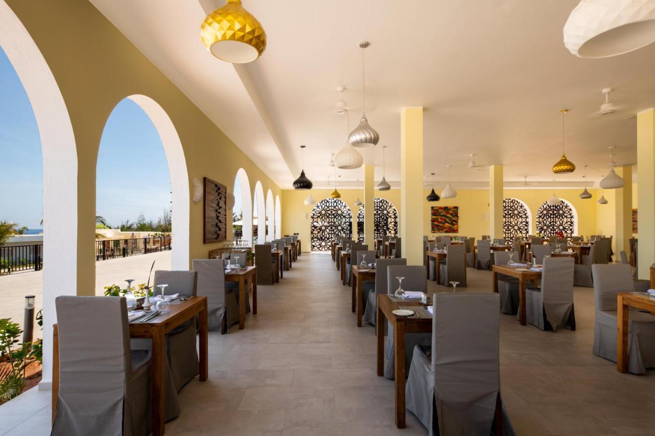 Готель The Mora Zanzibar Матемве Екстер'єр фото Restaurant